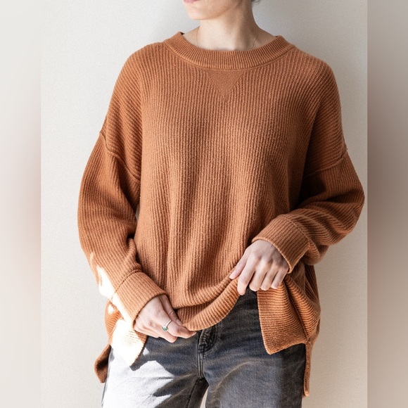 Aerie Oversized Orange Knit Sweater - Picture 1 of 7